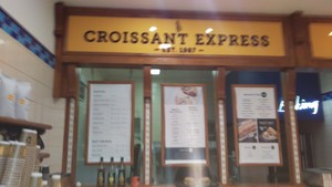 Croissant Express Pic 2 - Inside