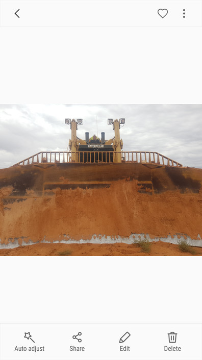 Sunraysia Abrasive Blasting Pic 1 - Heavy Machinery paintrust removal