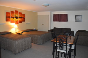 Morgan Colonial Motel Pic 2 - Executive room