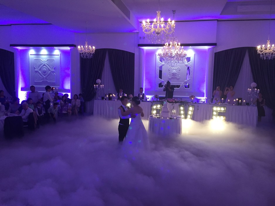 Sound Fx Dj Service Pic 1 - Dry ice hire Melbourne Professional wedding DJs