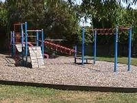 Healesville Motor Inn Pic 1 - Playground