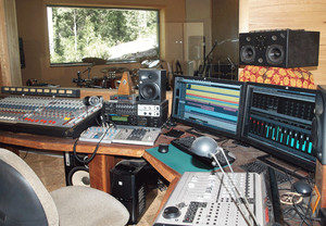 Sanctuary Sound Pic 4 - Control Room and Recording Studio