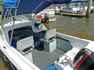 O Boat Hire Pic 5 - Half Cab 4 persons