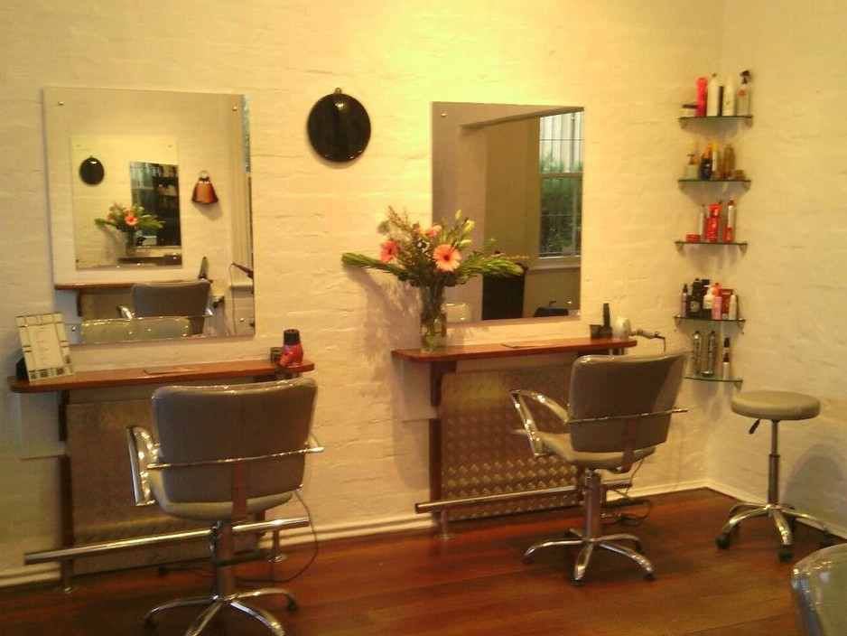 492 Hairlounge Pic 1