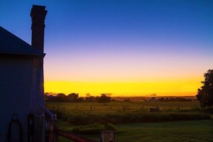 Old Schoolhouse Milton Pic 5 - Sunrise