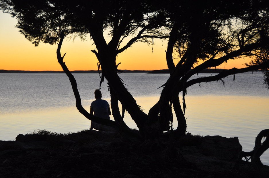 Coffin Bay Siesta Pic 1 - Sunsets at Coffin Bay Siesta