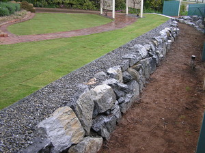 All Retaining Walls Pic 4 - Moss Rock retaining walls