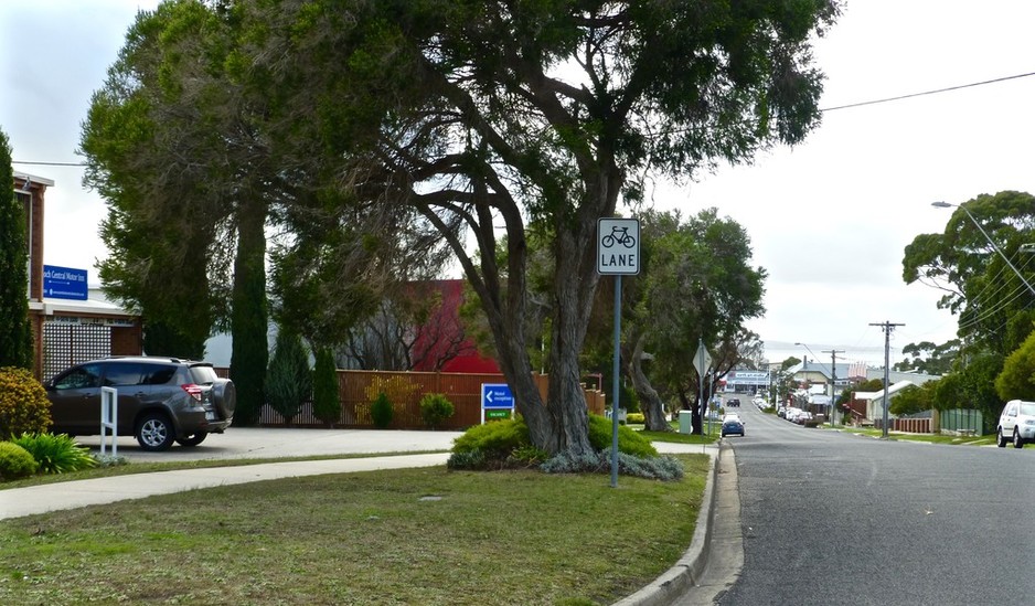 Inverloch Central Motor-Inn Pic 1