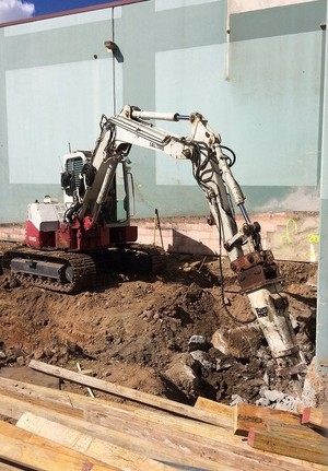 HANLON EXCAVATION AND DEMOLITION Pic 4