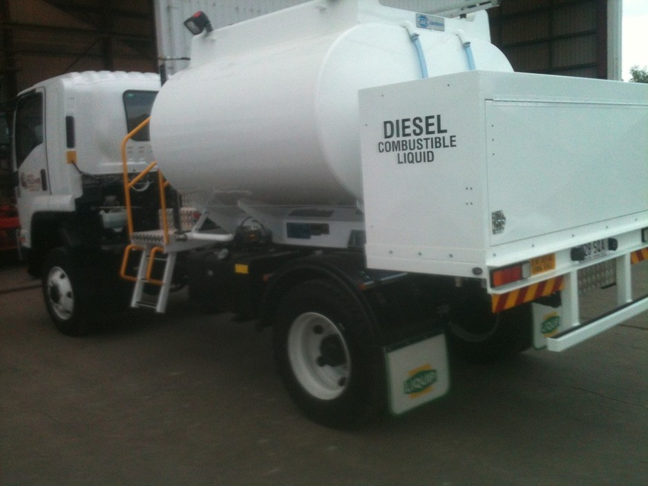 Truck Hire Solutions Pic 1 - 6000L fuel truck with smart fill technology and IVMS Tracking