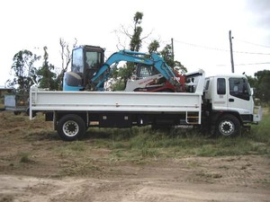 Ezy Diggers Pic 2 - combo of earthmoving machines brisbane