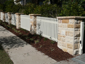 Visual Landscape Designs Pic 5 - Front fence