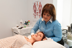 Absolute Body Health Solutions Pic 3 - Elizabeth Chiropractor treating