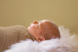 First Impressions by Felicity Pic 4 - First Impressions by Felicity Dalby Newborn Photography