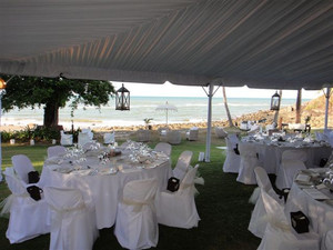 Turtle Cove Beach Resort & Spa Pic 5 - Gay wedding on Turtle cove Beach Front