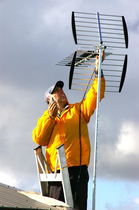 Antennas & Home-theatre Installations Pic 1