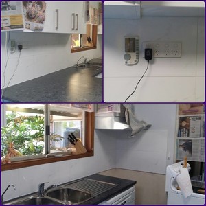 Middletons Maintenance Pic 2 - Tiling Kitchen Splashback