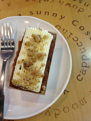 Starbucks Pic 4 - Carrot cake