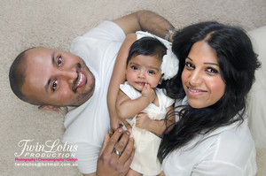 TwinLotus Production Pic 3 - Baby and Family photography