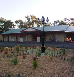 Sanctuary House Resort Motel - Healesville Pic 5 - holiday accomodation