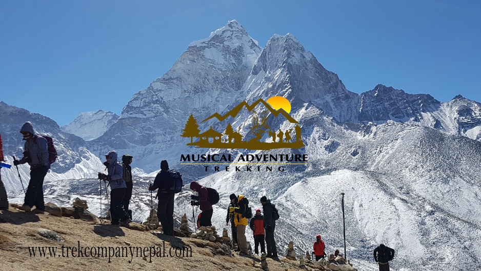 Musical Adventure Trekking Pic 1 - The folks are pushing up to reach the viewpoint for the best view of himalayas