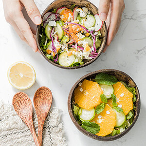 Coconutsy Pic 4 - Enjoying healthy meals with coconut bowls