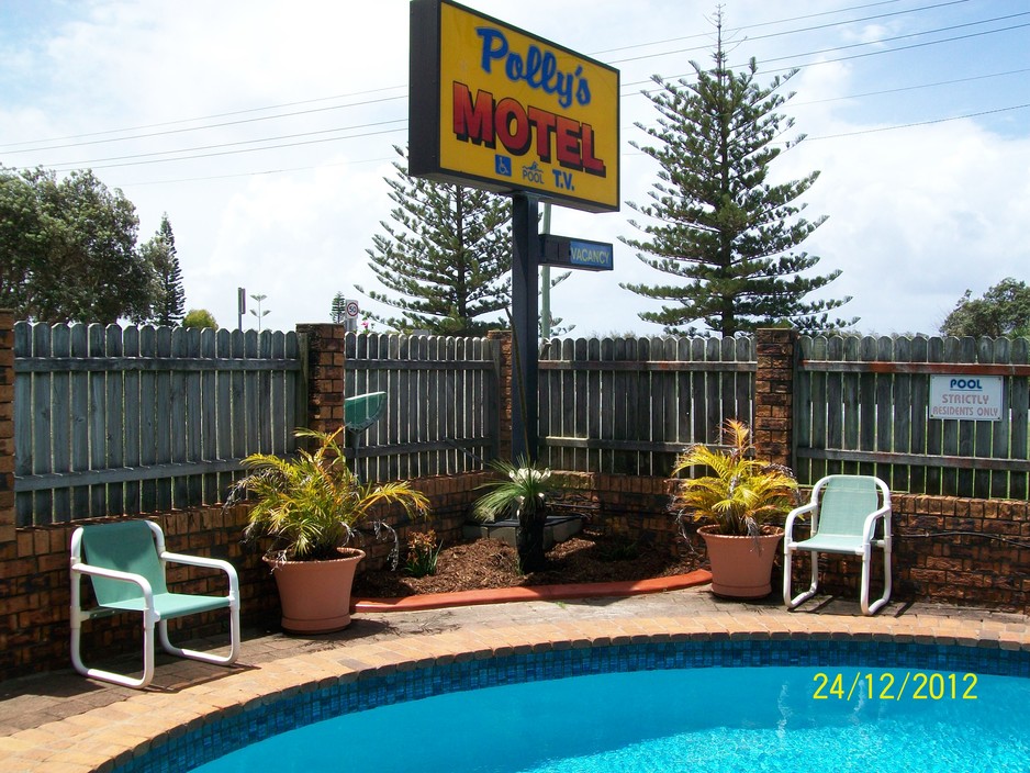 Polly's Motel Kingscliff Pic 1 - Pollys Motel Kingscliff