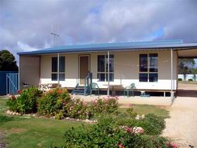 A Place To Stay Pic 1 - A Place to Stay Moonta Bay Yorke Peninsula South Australia