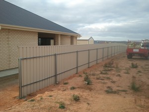 Holtan Building and Maintenance Pic 3 - post and rail fencing