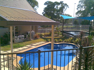 Inpools Pic 2 - fibreglass display pool