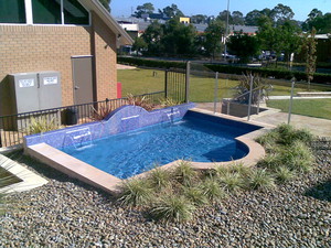 Inpools Pic 4 - quartzon display pool