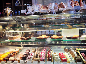 Laurent Boulangerie Patisserie Hawthorn Pic 2 - Bread and sweets