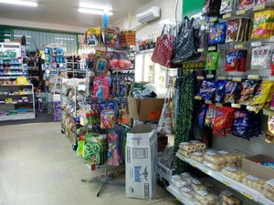 IGA Friendly Grocers Pic 3