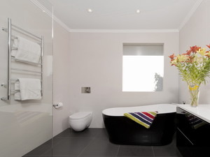 The Kitchen Designer Pic 4 - Ivanhoe Bathroom