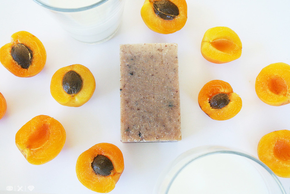 Killer Aesthetic Pic 1 - Product Photography Apricot Milk Handmade Soap