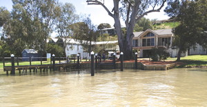 Dynamic Dredging Pty Ltd Pic 2 - Retaining Wall and Jetty in Mannum